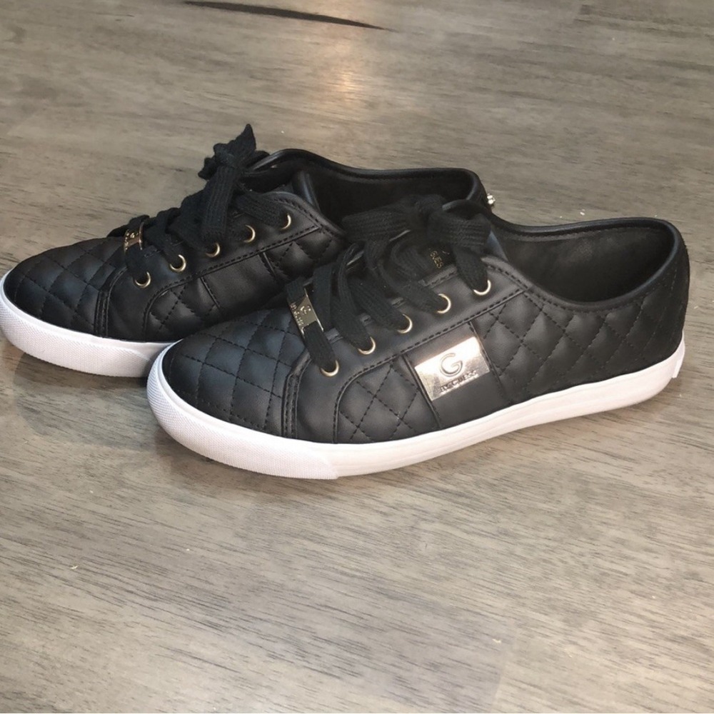 G by GUESS Women's GGBACKER2 Black and Gold Quilted Sneakers Size 7.5 with Box